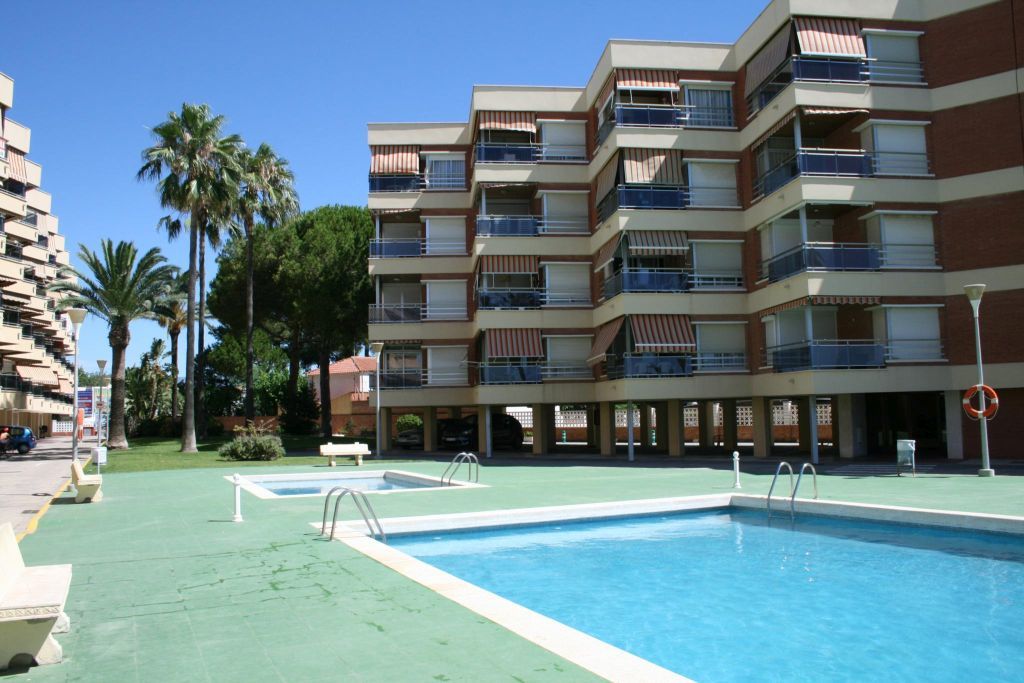 Rentalmar Sol De Espana Apts 캠브릴스 외부 사진